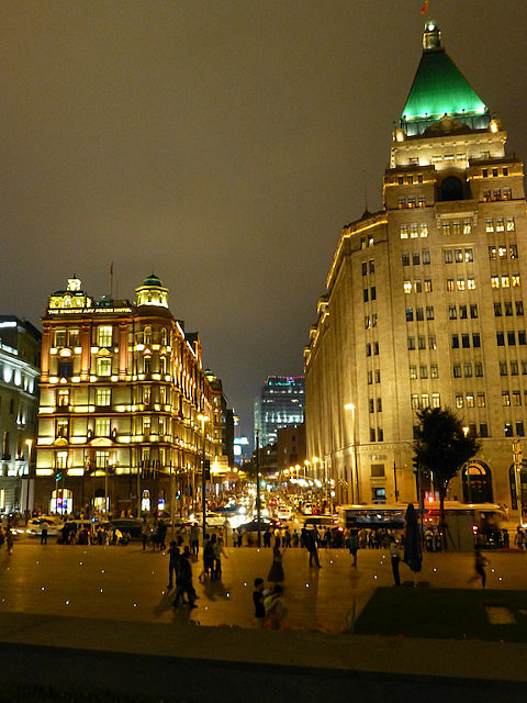 Nanjing Road, Historic Peace Hotel on the right
