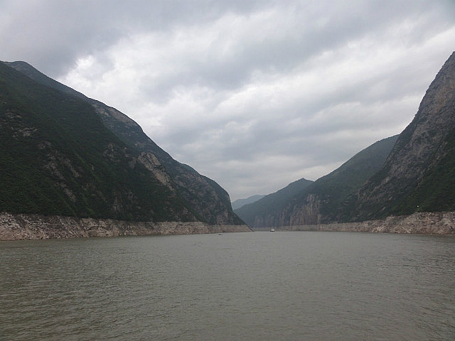 Qutang Gorge, early next morning