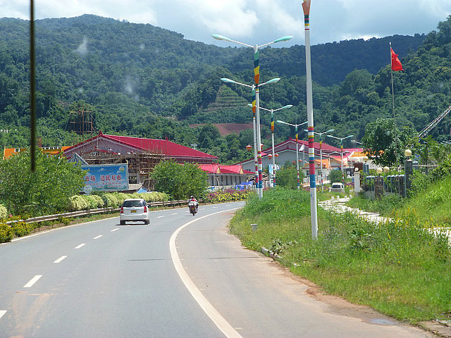 Approaching the China-Laos border