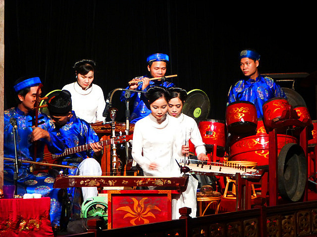 Water Puppet Theatre Orchestra