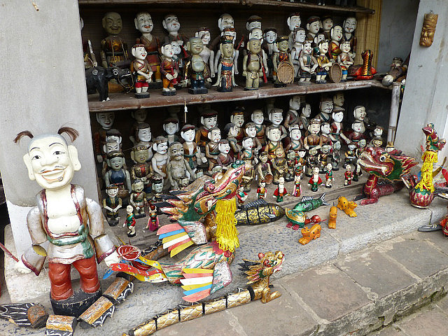 Water puppets on sale at Temple of Literature