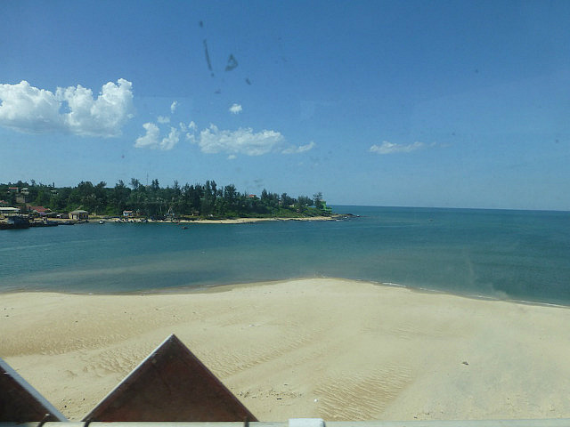 Ben Hai river emptying into the Pacific