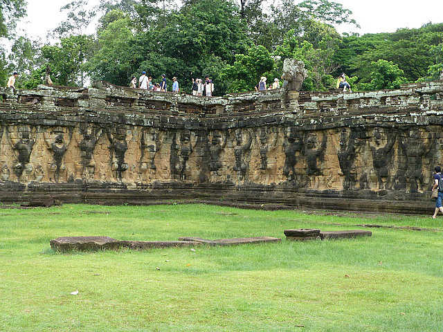 Angkor Thom - Garudas holding up Elephants Terrace