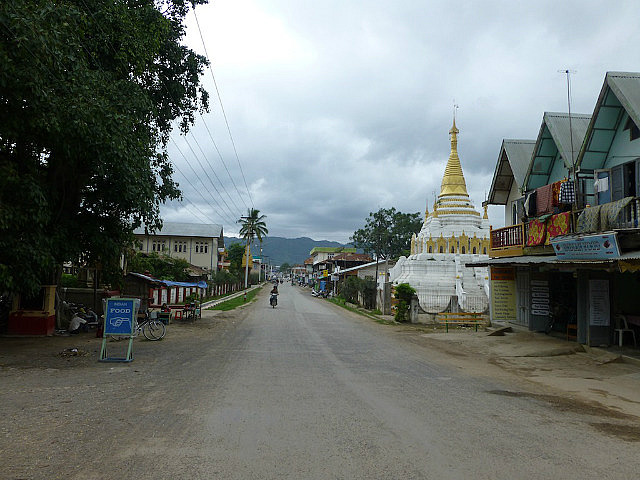 Nyungshwe steet