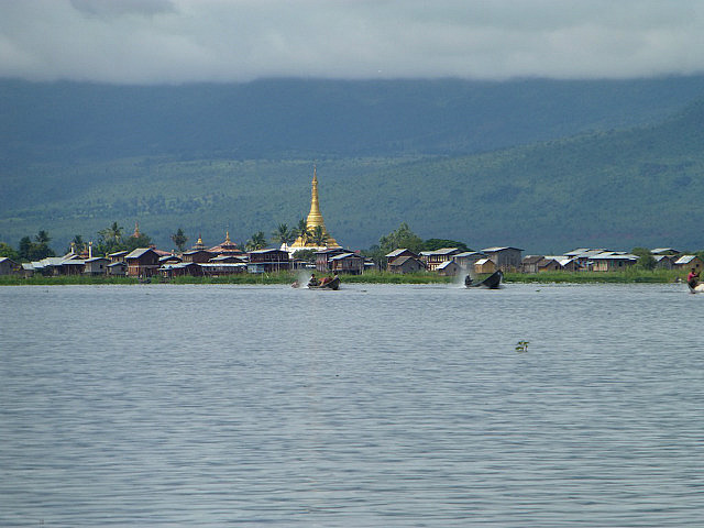 Pagoda, Inle Lake