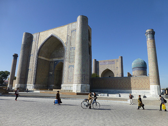 Bibi Khanum Mosque