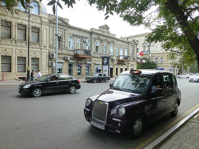 London cab in Baku