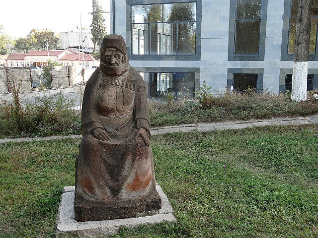 Mountain woman sculpture