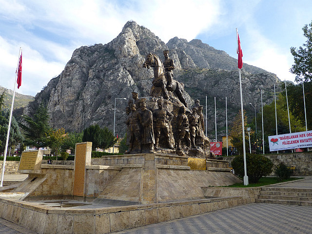 Ataturk statue at Amasya