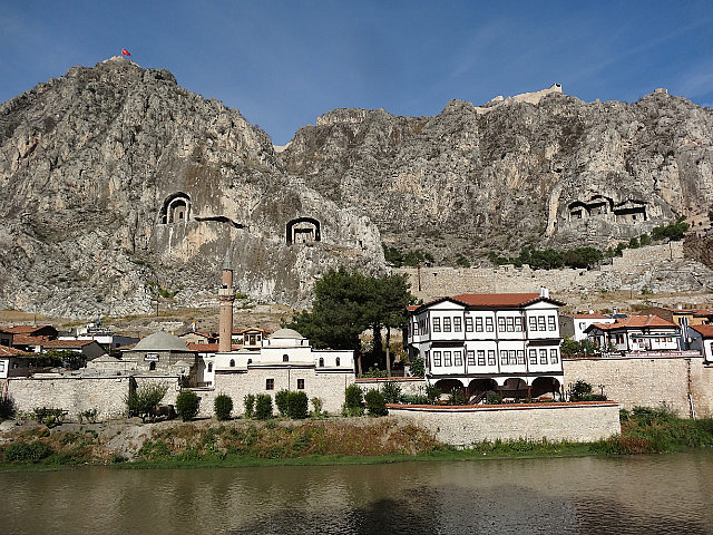 Rock-hewn Pontus tombs high above Amasya