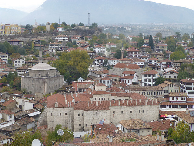 Caravanseray (Cinci Ham), Hammam and Mosque