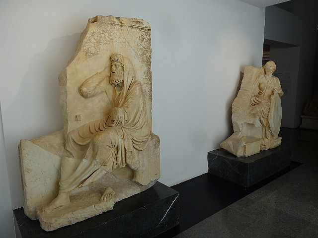 Sculpture of Aion in a gesture of foreboding