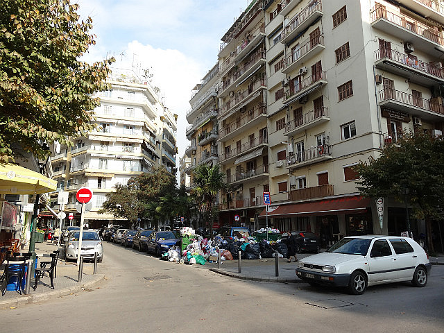 Garbage piling up in Thessaloniki