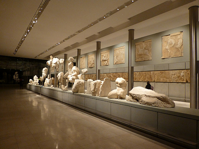 Acropolis museum - 3rd floor Parthenon recreation