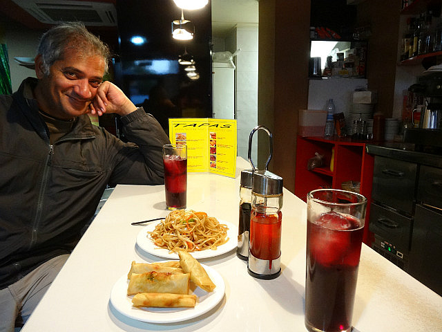 Free tapas with drinks (Chinese Tapas bar)