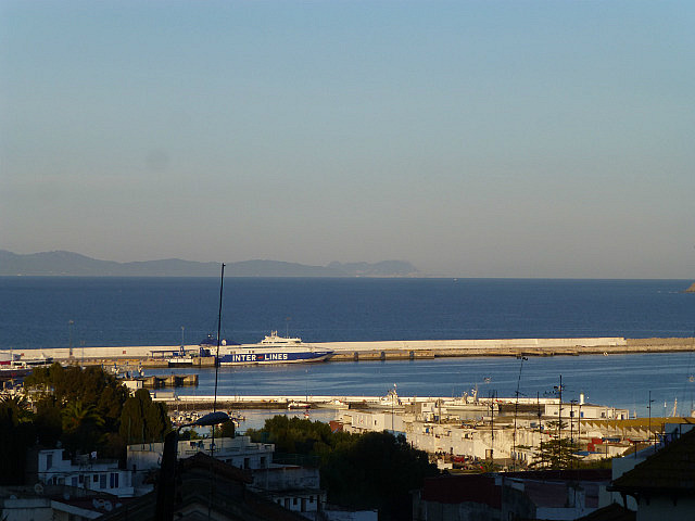Rock of Gibraltar (r) and Spanish mountains (l)