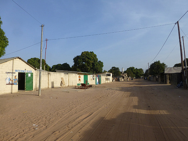 Tanji street - note internet cafe