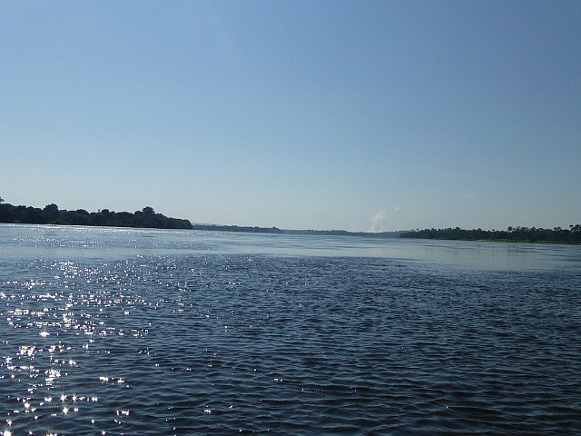 Note mist rising from the falls on the horizon
