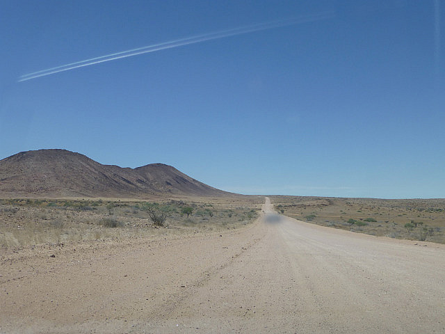 Endless stretch of gravel road