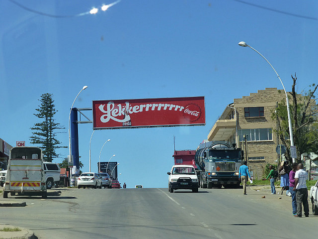Passing through Idutywa town (Lekker = delicious)