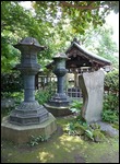 Quiet nook - shrine in Ueno Park