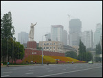 Mao statue towering over Tianfu Square
