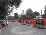 Street outside Wenshou Temple