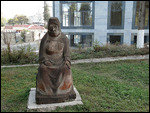 Mountain woman sculpture