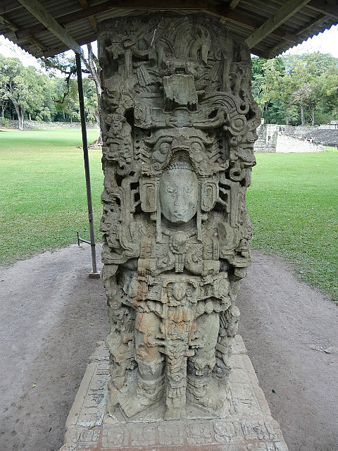 Grand Plaza - figure