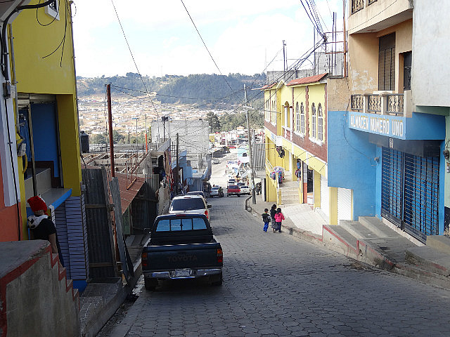 San Francisco El Alto - walking  back to highway