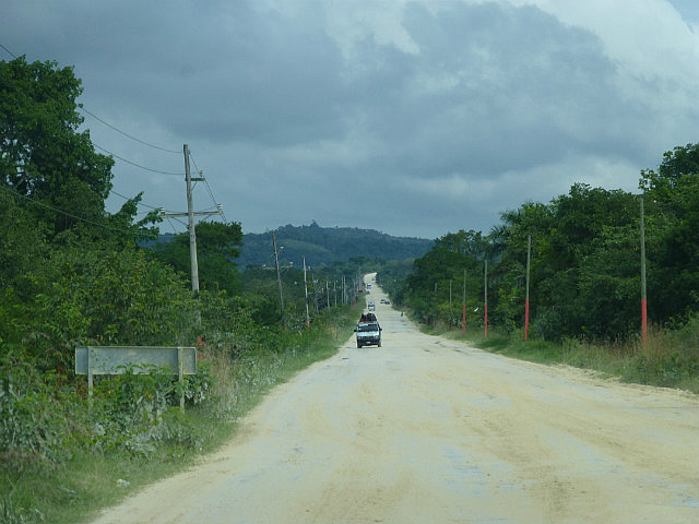 The road to Belize - unpaved section 