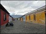 Antigua cobbled street