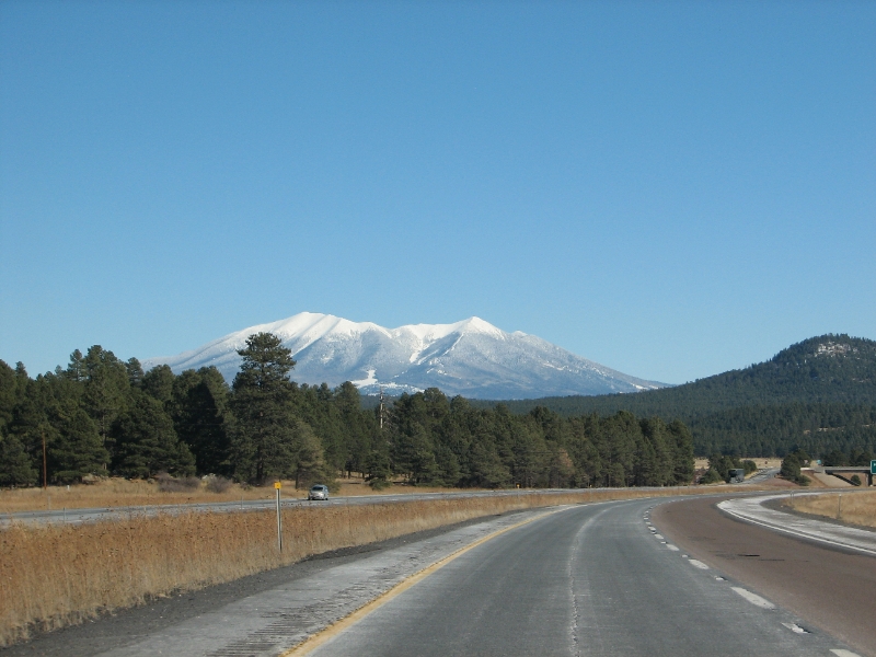 IMG_0793.JPG - Humphrey's Peak (El 12,633 ft) seen from Hwy 40, close to Flagstaff