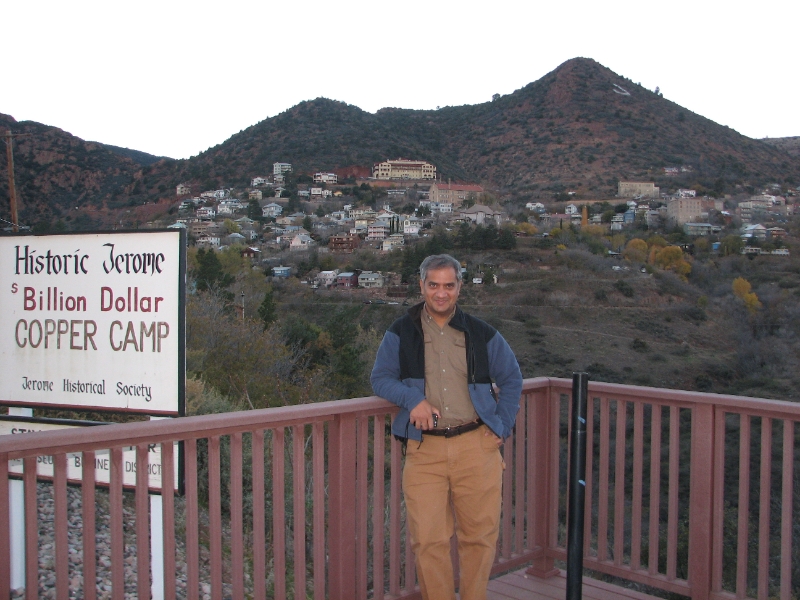 IMG_0830.JPG - V at Jerome, AZ
