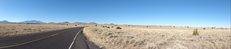 DSC02119.JPG - Antelope Prairie panorama - Wupatki National Monument.