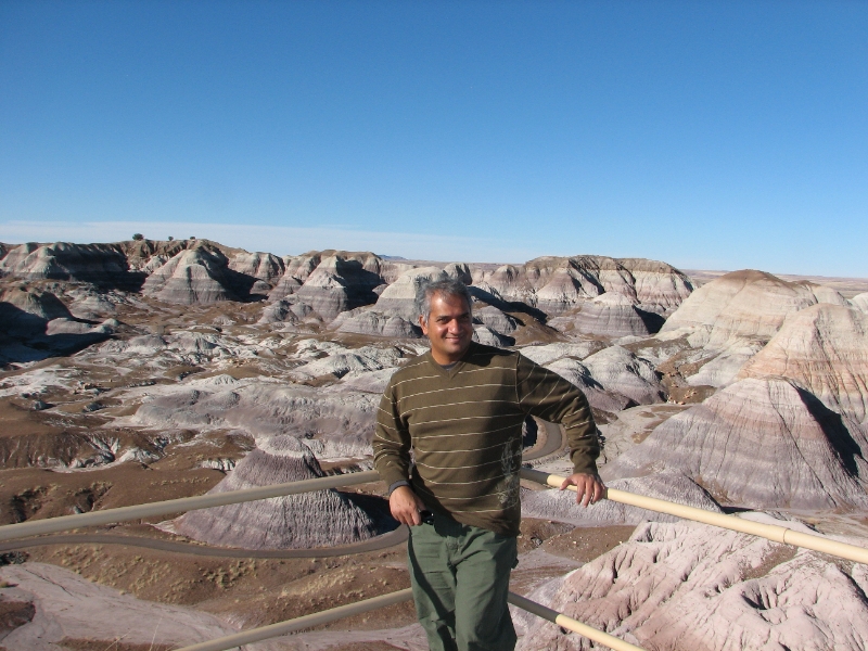 IMG_0983.JPG - V at Blue Mesa