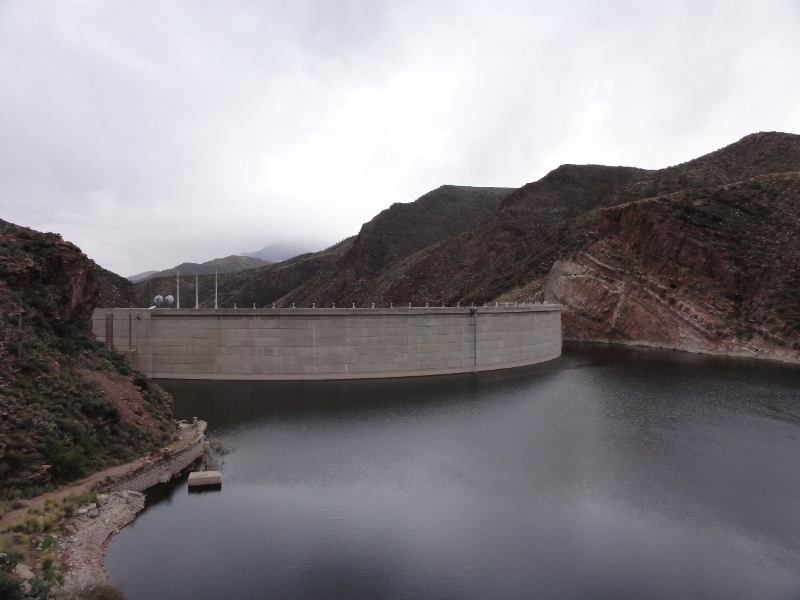 DSC02297.JPG - The view behind the dam from the Lake Roosevelt Dam Visitor center.