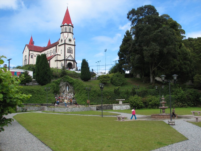 IMG_5800.jpg - Iglesia del Sagrado Corazon in Puerto Varas. Our B&B was right next door on the hill.