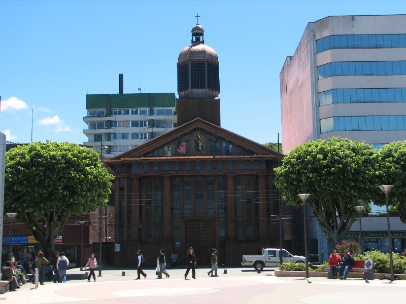 IMG_5934.JPG - Historical church building in Puerto Montt.