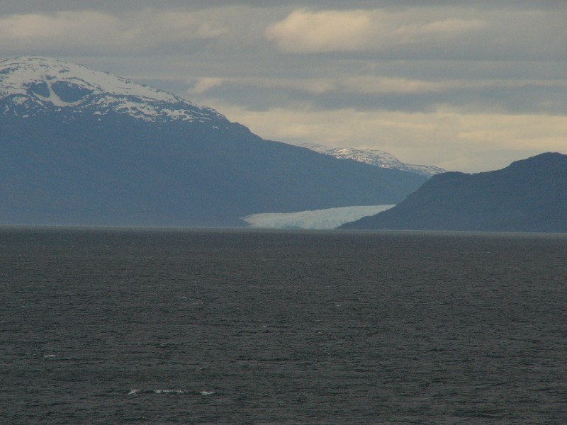 P1080890.JPG - Day 3: 6 pm: The edge of the Pio XI Glacier.