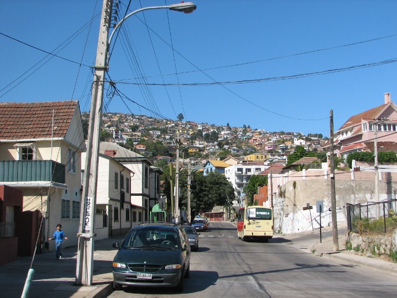 IMG_6499.JPG - Next morning, on the way to Pablo Neruda's house, La Sebastiana 