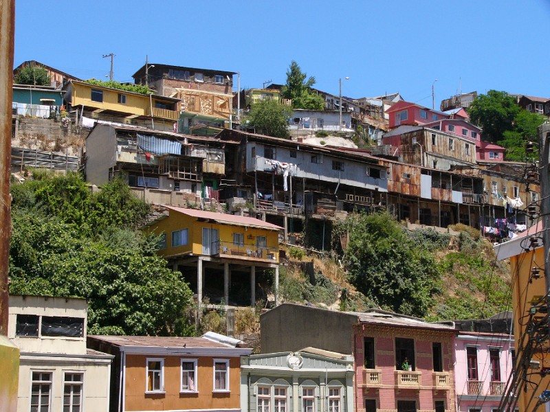 P1090445.JPG - More precarious and decrepit houses. Some houses seem to depend on their neighbours to hold them up.