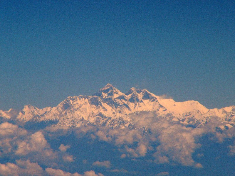 P1100381-Everest-Lhotse.JPG - Everest and Lhotse