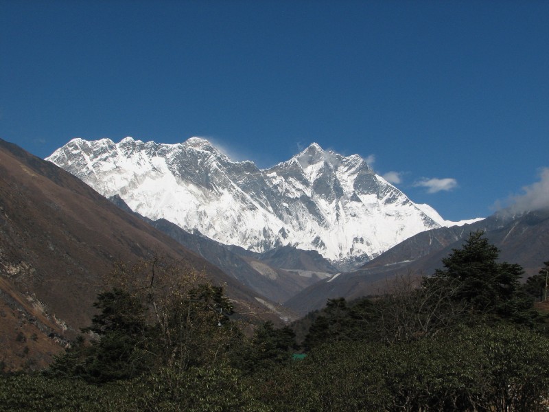 IMG_8155.JPG - View of Everest (only the top of the peak) and Lhotse at Tyangboche