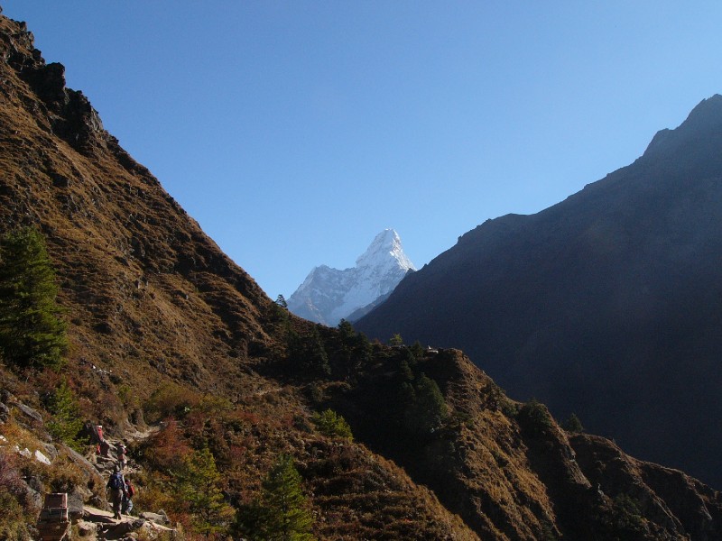 P1100495.JPG - Ama Dablam in dramatic pose