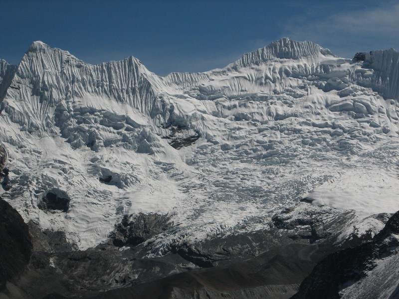 IMG_8224.JPG - Barun Tse (7,220 metres (23,688 ft))