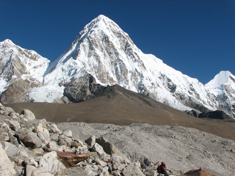 IMG_8249.jpg - Kala Patthar and Pumori