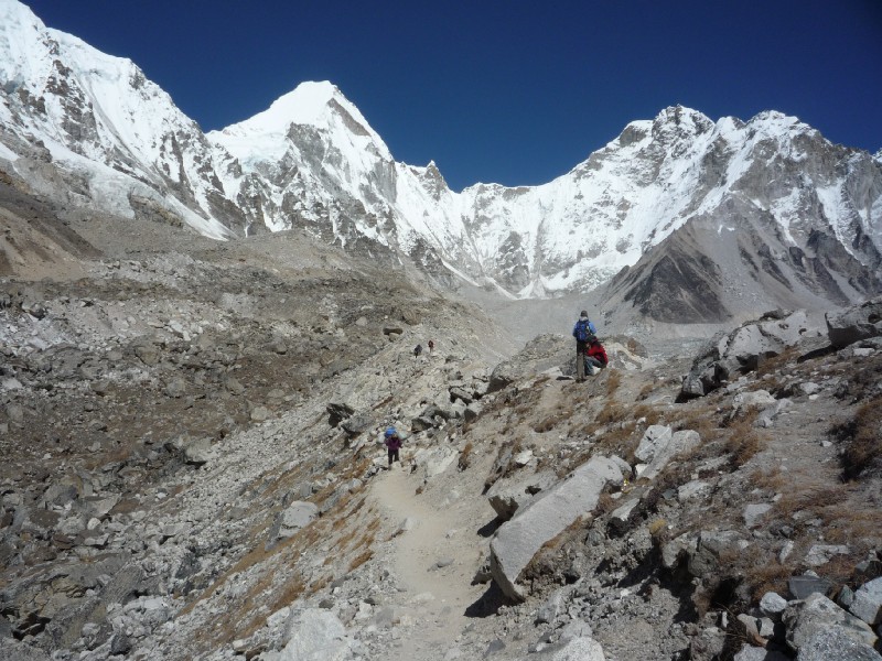 P1000592.jpg - On the ridge portion of the Everest Base Camp trail
