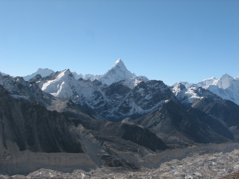 IMG_8328.JPG - From the Kala Patthar peak: Ama Dablam to the south, not looking so imposing but still distinctive