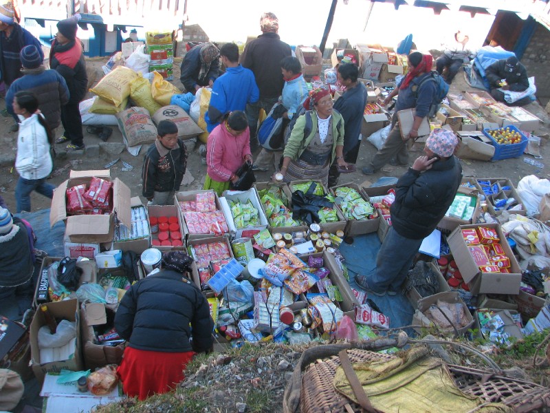 IMG_8386.jpg - Saturday market at Namche Bazaar